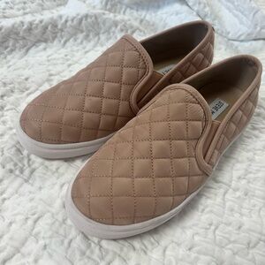 Steve Madden Blush Quilted Slip-On Shoes